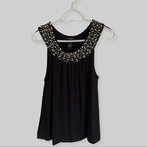 𝅺🌸3 for $30🌸 Alfani Beaded Collar Tank top - Picture 2 of 4